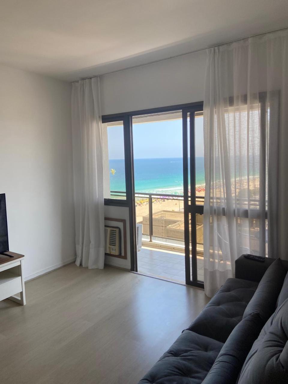 Appartamento Barra Leme Frontal Mar Rio de Janeiro